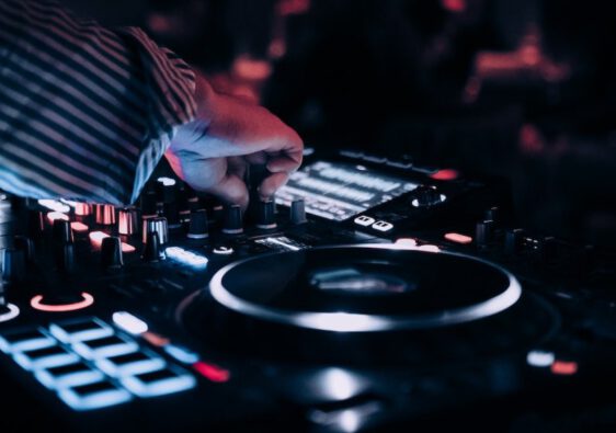 usługi dj-a na weselu